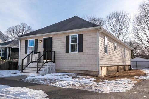 44 Holmes Rd, Dedham, MA, 02026-5310 | Card Image