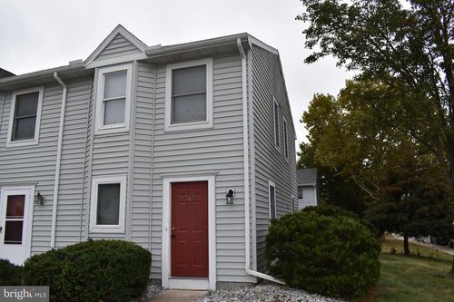 944 Byers Ave, Chambersburg, PA, 17201-3854 | Card Image