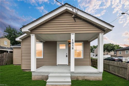 1058 Kane St, Norfolk, VA, 23513-1821 | Card Image