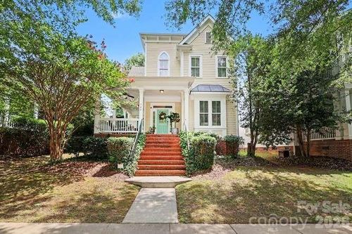 742 Revival Row, Fort Mill, SC, 29708-8960 | Card Image