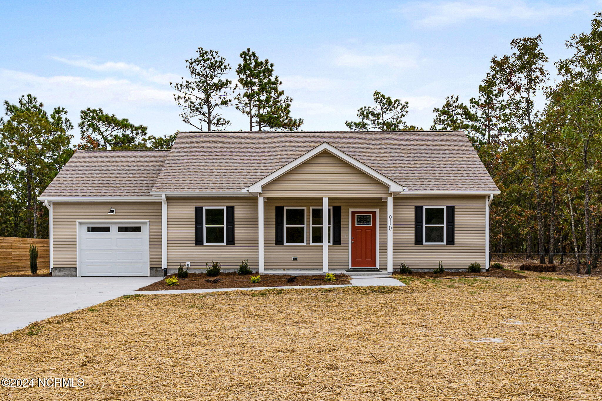 Cardinal Rd, Southport, NC 28461