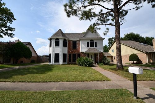 14706 W Bend Dr, Houston, TX, 77082-4108 | Card Image