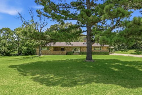 820 Layne Dr, Denison, TX, 75020-1426 | Card Image