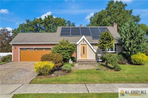 5 Montview Rd, Edison, NJ, 08837-2758 | Card Image