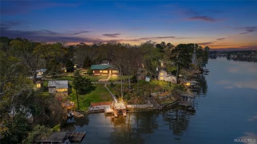 813 Lake Region Cir, Wetumpka, AL, 36092-7832 | Card Image