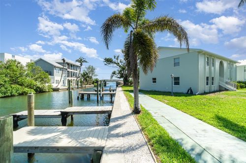 8b-522 Pine Ave, ANNA MARIA, FL, 34216 | Card Image