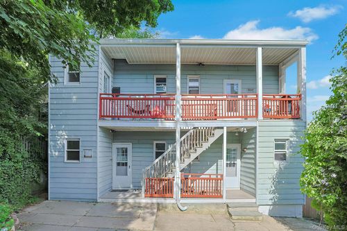 3 Linden Pl, Tarrytown, NY, 10591-3681 | Card Image