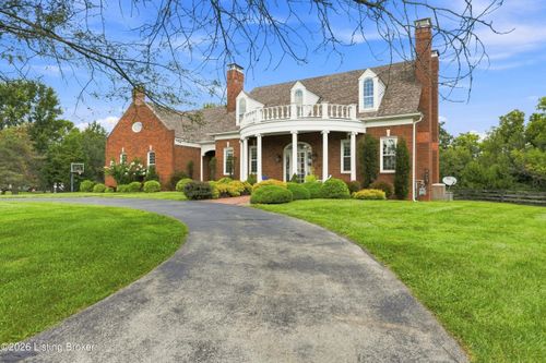 60 Lizas Cir, Simpsonville, KY, 40067-5601 | Card Image