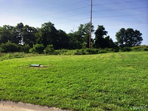 520 Bluff Meadows Dr, Valmeyer, IL, 62295-3254 | Card Image