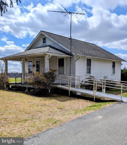 545 N Octorara Trl, PARKESBURG, PA, 19365-2117 | Card Image