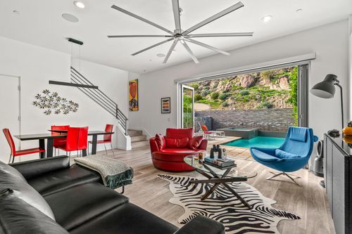 1231 Surrey Ln, Palm Springs, CA, 92264-7105 | Card Image