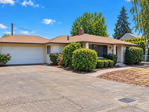 1161 Nw Ellis St, Roseburg, OR, 97471-1905 | Card Image