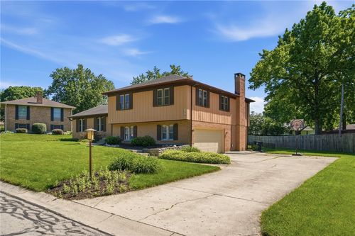 178 Poinciana Drive, Centerville, OH, 45459 | Card Image