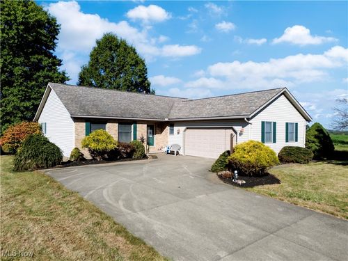 25 Gloria Ave, Marshallville, OH, 44645-9700 | Card Image