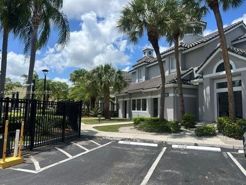 2207-15070 Sw 103rd Ln, Miami, FL, 33196-3777 | Card Image