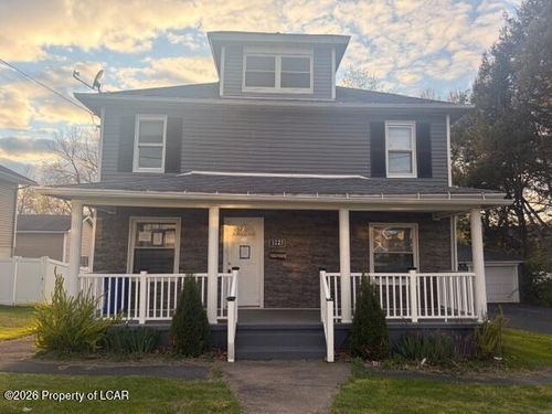 1225 Spring St, Avoca, PA, 18641-1230 | Card Image