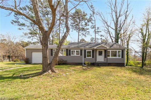 108 Pebble Trl, Dobson, NC, 27017-7901 | Card Image