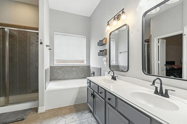 28627 Lockeridge View Dr, House other with 5 bedrooms, 3 bathrooms and 2 parking in Spring TX | Image 22