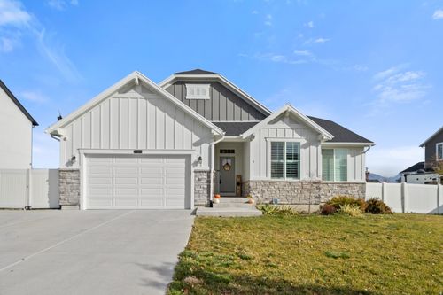 7493 S Lace Wood Dr, West Jordan, UT, 84084-5603 | Card Image