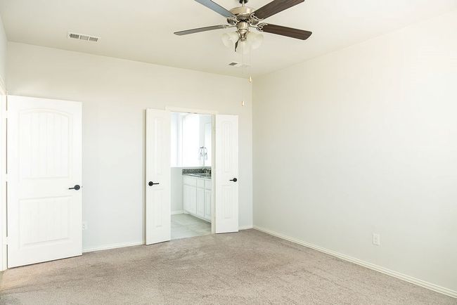 6703 Crown Point Ct, House other with 3 bedrooms, 2 bathrooms and 2 parking in Midland TX | Image 9