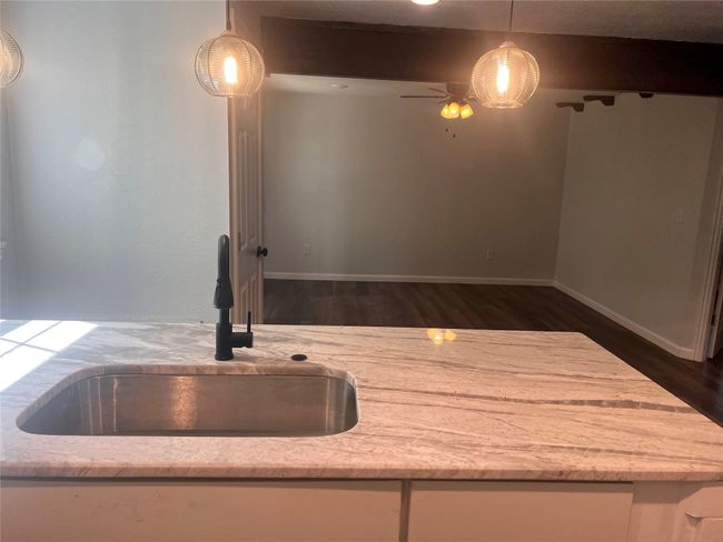 521 Morgan St, House other with 2 bedrooms, 2 bathrooms and null parking in Bonham TX | Image 5