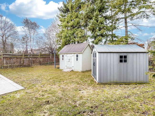 231 Elizabeth St S, House other with 6 bedrooms, 5 bathrooms and 4 parking in Brampton ON | Image 39