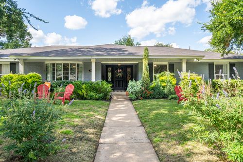 3931 Circle Bluff Ct, Dallas, TX, 75244-7221 | Card Image