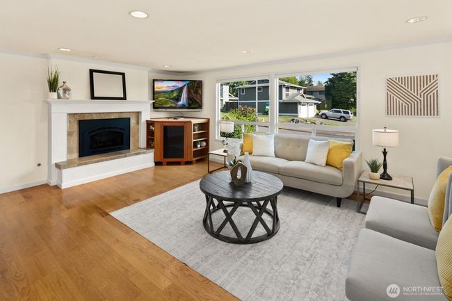 Living Room | Image 5