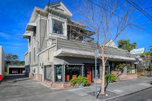 1519 Main Street, Napa, CA, 94559 | Card Image