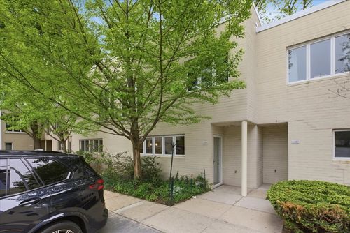 1085 S Park Terrace, Chicago, IL, 60605 | Card Image