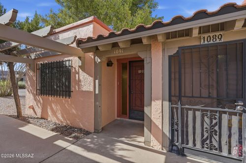 1091 S Calle De Las Casitas, Green Valley, AZ, 85614 | Card Image