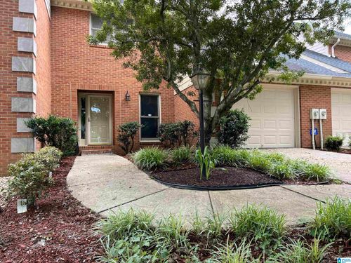 3041 Old Stone Dr, BIRMINGHAM, AL, 35242-4023 | Card Image