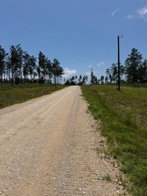 37 Reveille Rd, Livingston, TX, 77351 | Card Image
