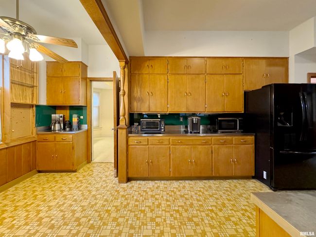 1117 W Moss Ave, House other with 5 bedrooms, 3 bathrooms and null parking in Peoria IL | Image 25
