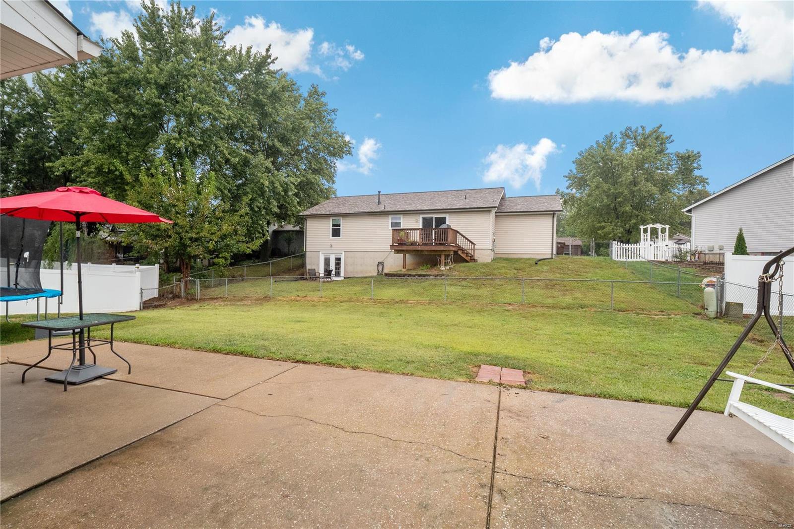 Harvest Point Dr, Saint Peters, MO 63376