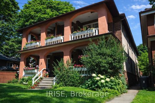 a-2 Selwood Avenue, Toronto, ON, M4E1B2 | Card Image