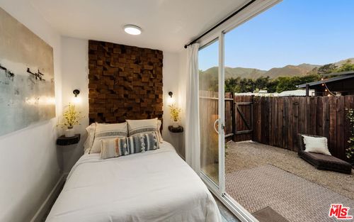 5-272 N Topanga, Topanga, CA, 90290 | Card Image