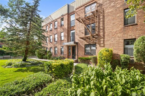 apt-2b-47 215th Pl, Bayside, NY, 11361-3488 | Card Image