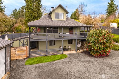 25710 Pacific St, Black Diamond, WA, 98010-9743 | Card Image