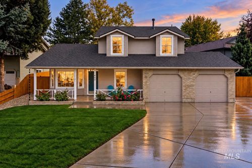 642 Stierman Way, Eagle, ID, 83616-5132 | Card Image