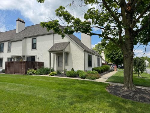357 Saint Andrews Dr, Dublin, OH, 43017-3354 | Card Image