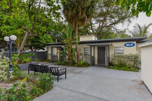 1-131 S Federal Hwy, Lake Worth Beach, FL, 33460-4286 | Card Image