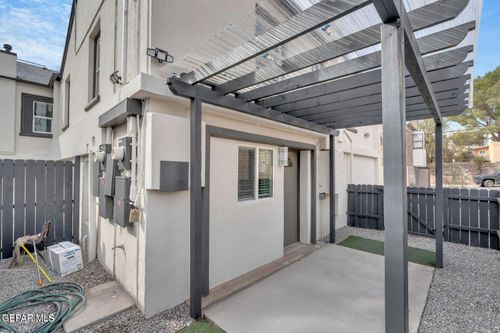 b-2404 N Kansas St, El Paso, TX, 79902-3104 | Card Image