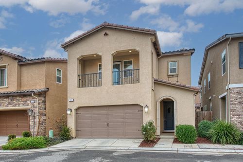 123 Capstone Way S, Madera, CA, 93636 | Card Image