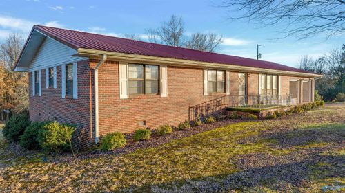 88 Benefield Rd, Sylvania, AL, 35988-2444 | Card Image