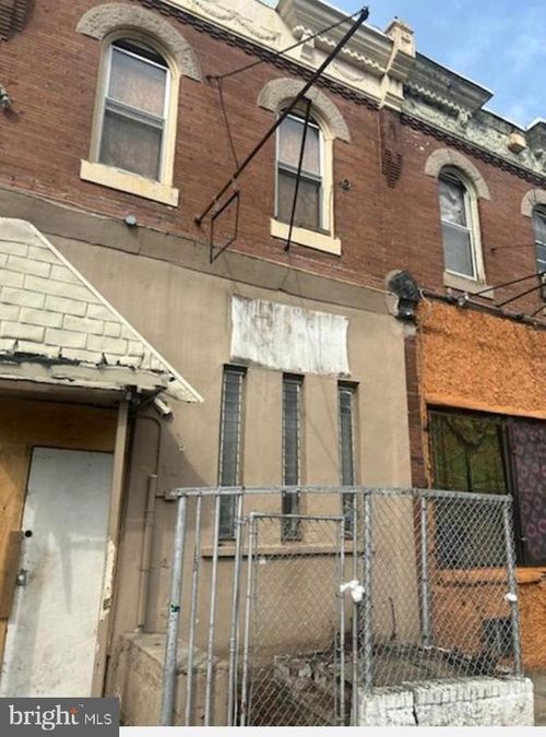 530 S 52nd St, Philadelphia, PA, 19143-1530 | Card Image