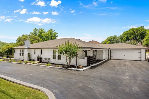4112 Cimmaron Trl, Granbury, TX, 76049-5254 | Card Image