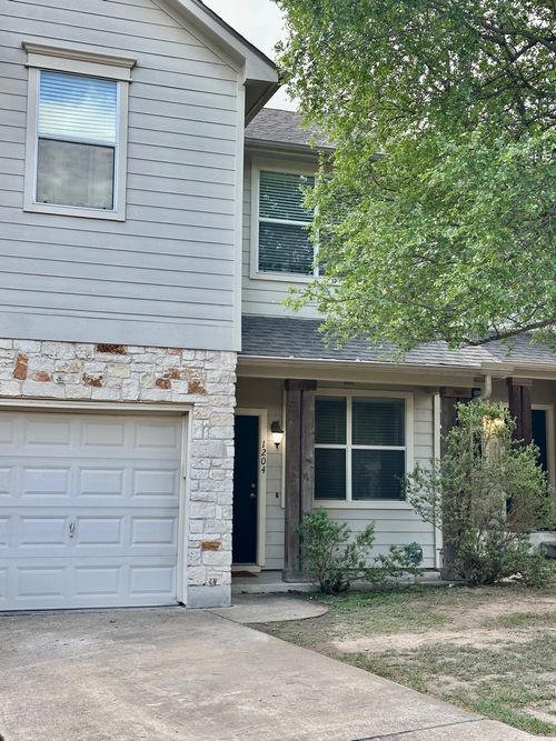 1204-512 Eberhart Ln, Austin, TX, 78745-4452 | Card Image