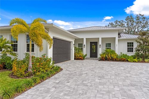 201 S Shade Ave, SARASOTA, FL, 34237-7220 | Card Image