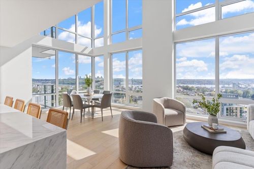 2404-1500 Fern St, North Vancouver, BC, V7J0E6 | Card Image